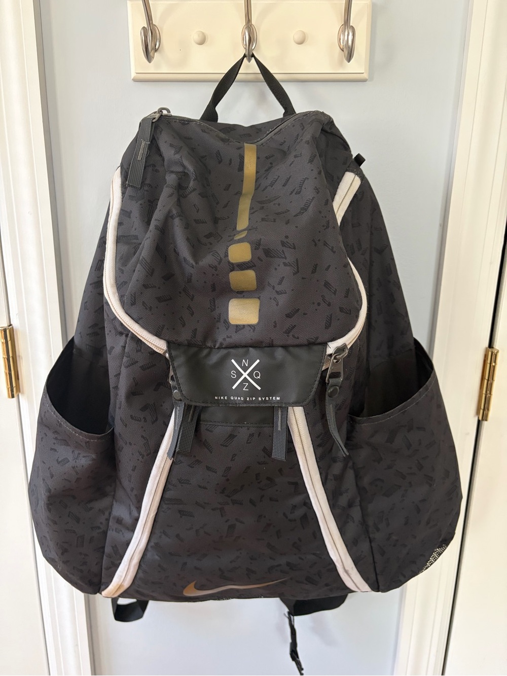 Nike Elite Quad Zip System Backpack Black Gold Basketball Sports Bag